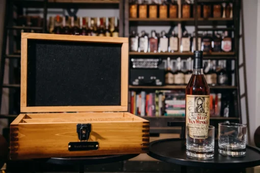 "World's Best Mom" Old Rip Van Winkle 10 Year Bourbon Handcrafted Mother's Day or Birthday Gift Box - Image 2