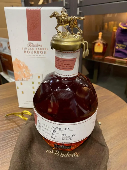 Blanton's La Maison du Whisky Red Label, Singapore Edition Single Barrel 2022 700ml - 100pf