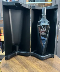 Alternative view of The Macallan M Black (2022 Release)